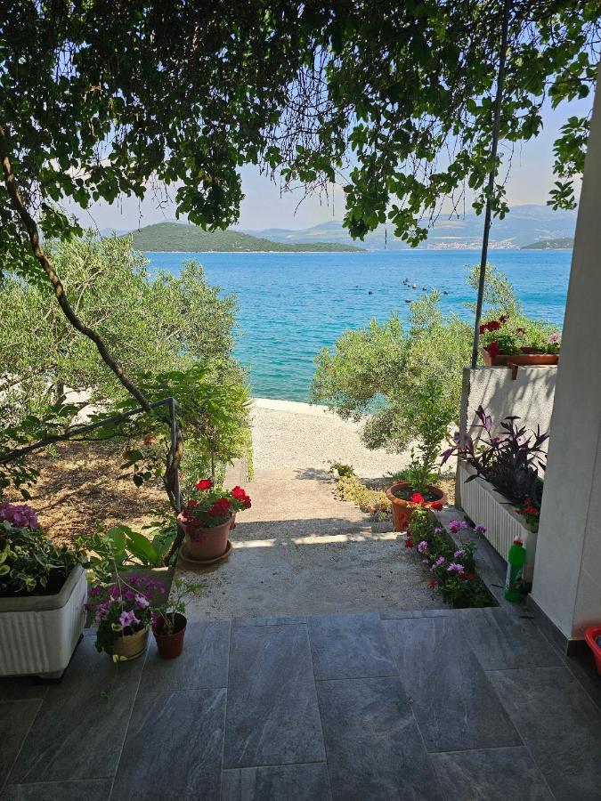 Apartments By The Sea Cove Pjestata, Peljesac - 10210 Janjina エクステリア 写真